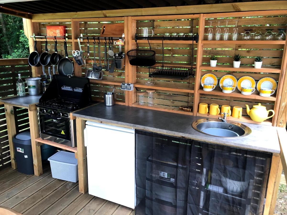 Готель Luxury Glamping @Moulin Des Forges Moutier-Malcard Екстер'єр фото
